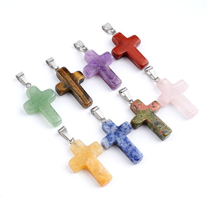 Natural Crystal Cross Pendant – Western-Style Fashion Accessory: Raw-Stone Polished Semi-Precious Stone Cross Necklace